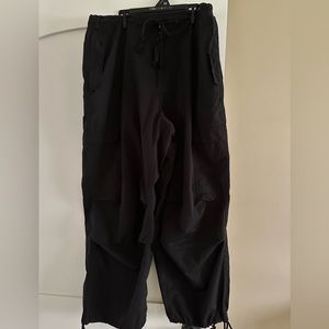 Local European cargo pants